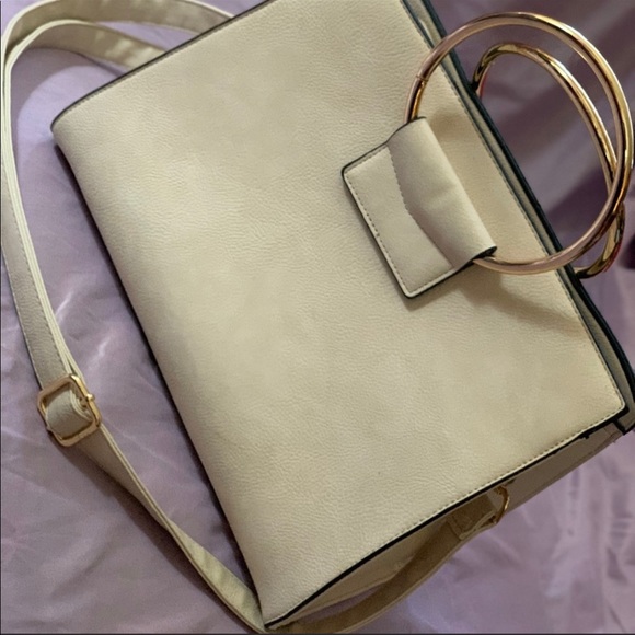 Women’s Cream Handbag - Picture 3 of 4